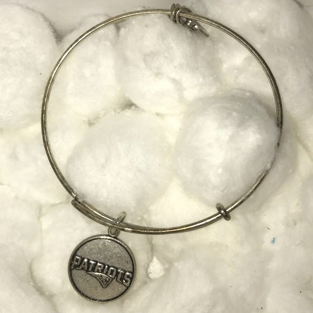 Alex and Ani Patriots bracelet